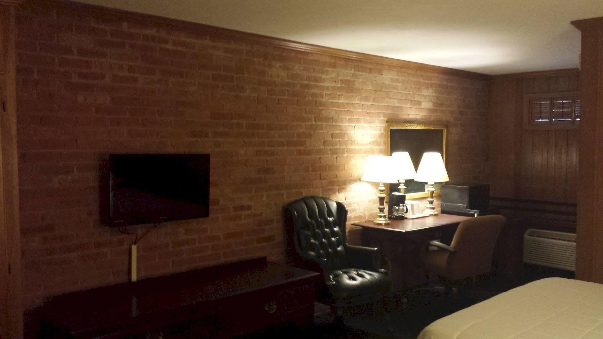 The Lincoln Lodge Urbana Champaign Eksteriør billede